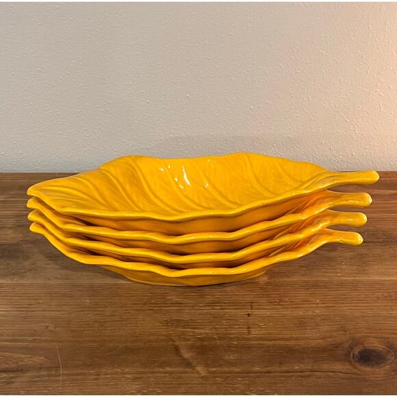 Vintage California Pottery Leaf Dish – CALIF. USA 48 Yellow Ceramic Fall Decor - Picture 3 of 12